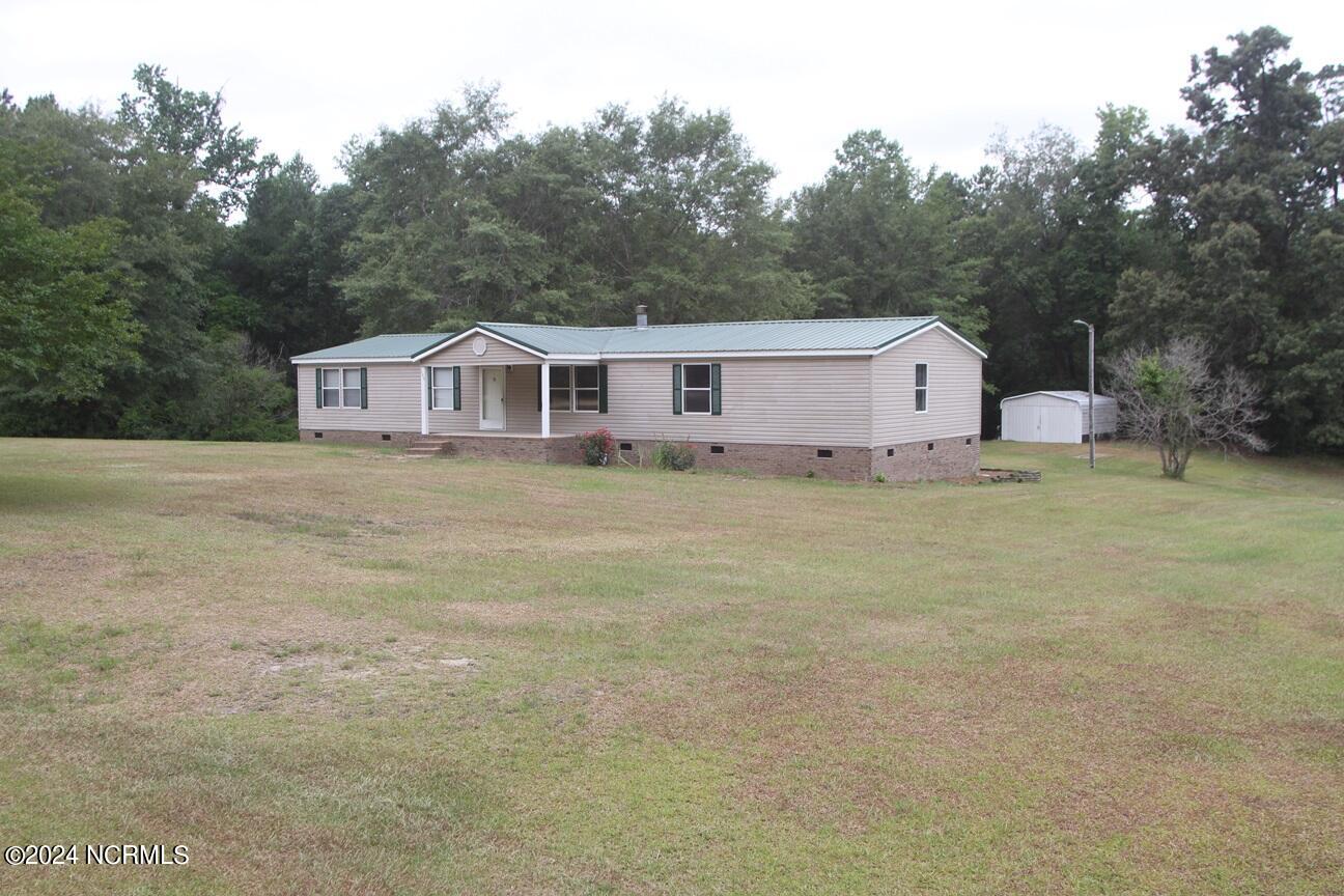 185 Gabe Johnson Road Elizabethtown, NC 28337 - Photo 1 of 31 Front