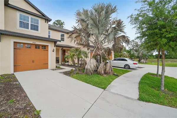 $2,300 | 11467 Cay Spruce Way, San Antonio, FL 33576