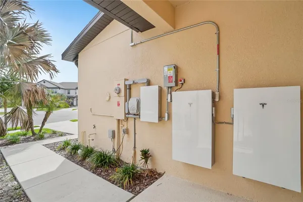 $2,300 | 11467 Cay Spruce Way, San Antonio, FL 33576