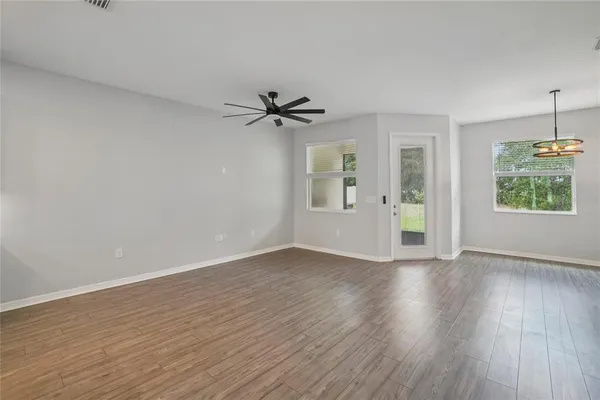 $2,300 | 11467 Cay Spruce Way, San Antonio, FL 33576