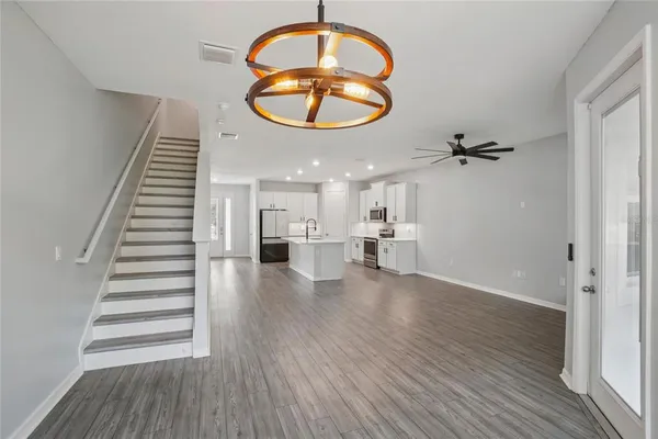 $2,300 | 11467 Cay Spruce Way, San Antonio, FL 33576