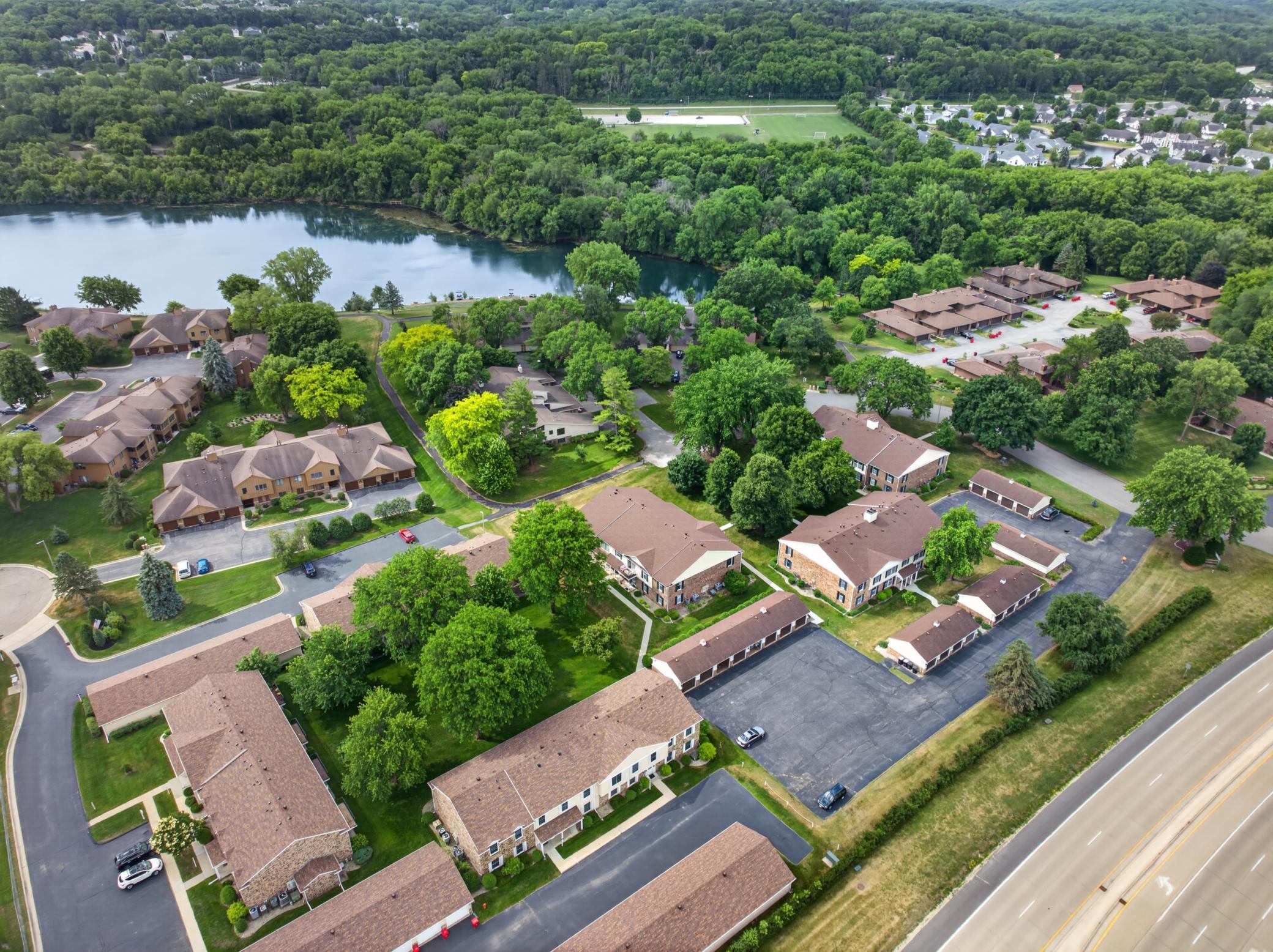 2055 Carriage Drive Southwest, Unit 2055H Rochester, MN 55902 - Photo 27 of 45