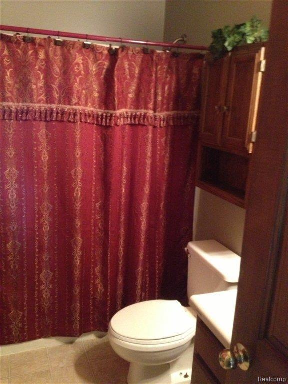 4954 Pinckney Road Howell, MI 48843 - Photo 11 of 20 IMG_3845.JPG