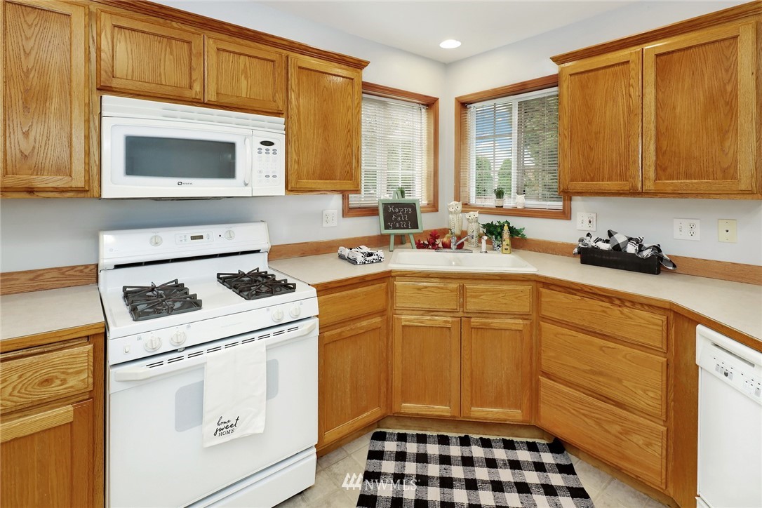 8781 Vinup Road Lynden, WA 98264 - Photo 17 of 40 Gallery Image 17