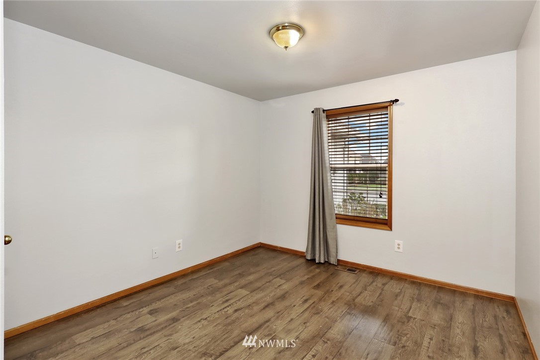 8781 Vinup Road Lynden, WA 98264 - Photo 19 of 40 Gallery Image 19