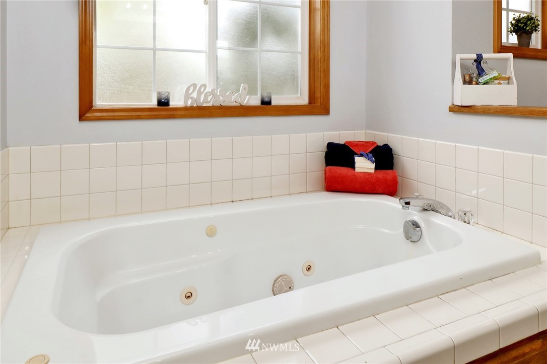 8781 Vinup Road Lynden, WA 98264 - Photo 24 of 40 Gallery Image 24