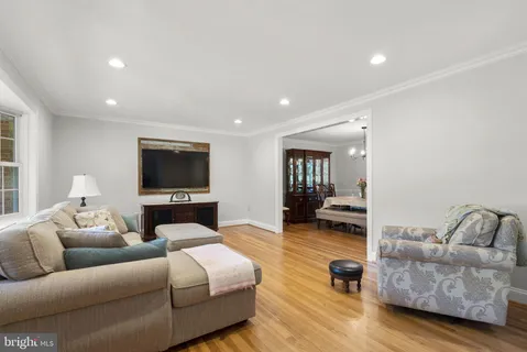 $824,900 | 4120 Sir Walter Road, Olney, MD 20832
