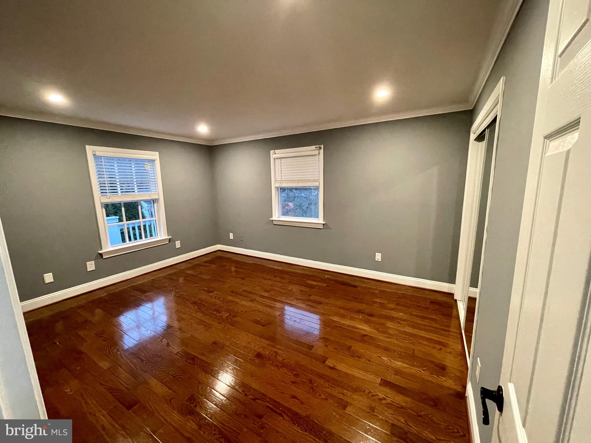 13620 Poplar Tree Road Chantilly, VA 20151 - Photo 6 of 30 Gallery Image 6