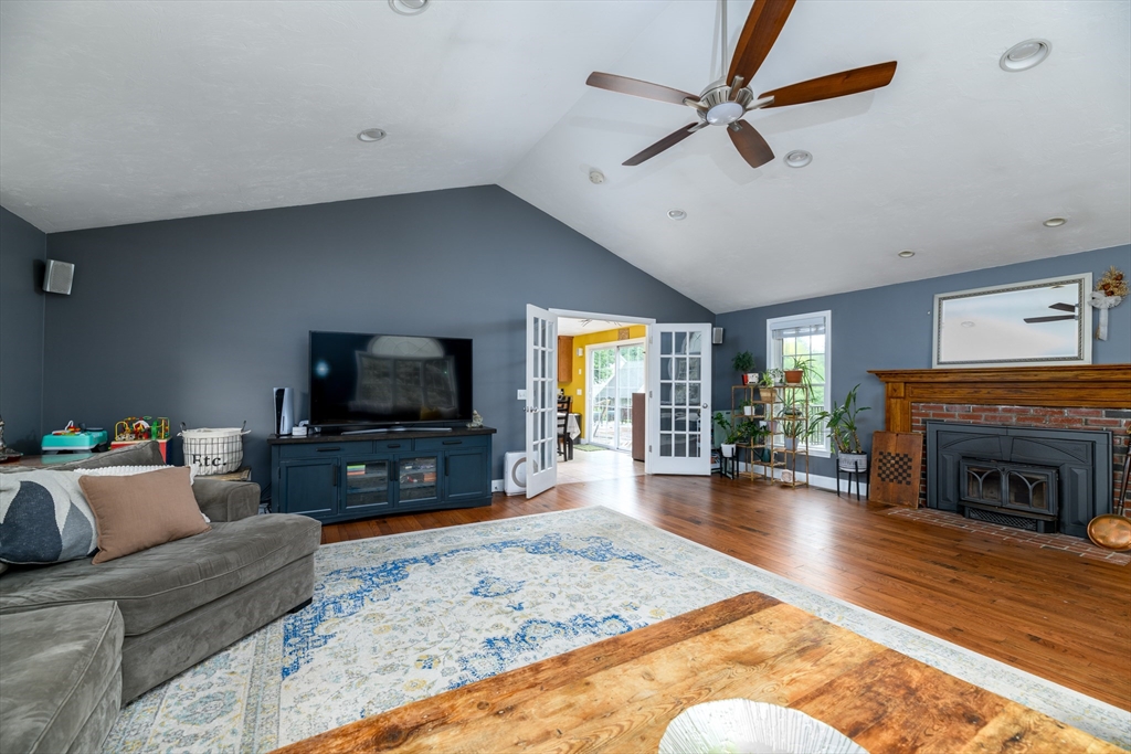 9 Cameron Drive Rutland, MA 01543 - Photo 9 of 30