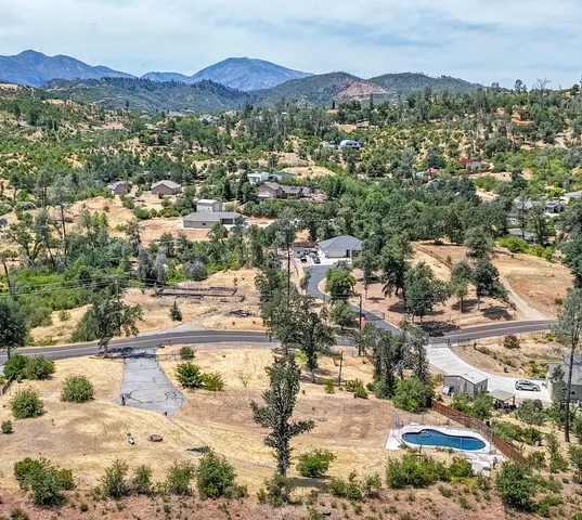 a view of a terrace with skyline