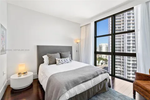 $2,100,000 | 16275 Collins Avenue, Unit 1501, Sunny Isles Beach, FL 33160
