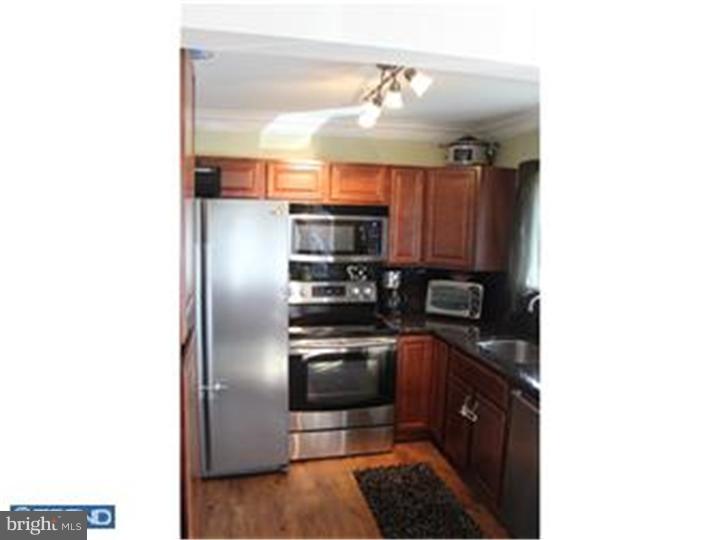 35 Winding Road Levittown, PA 19057 - Photo 24 of 25 Gallery Image 24