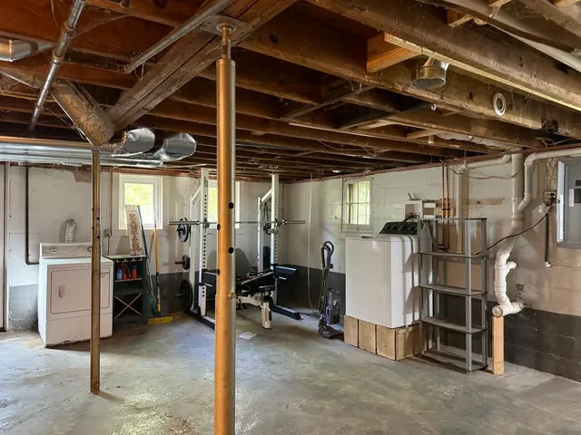 $299,900 | 21244 Highway 113, Custer Park, IL 60481