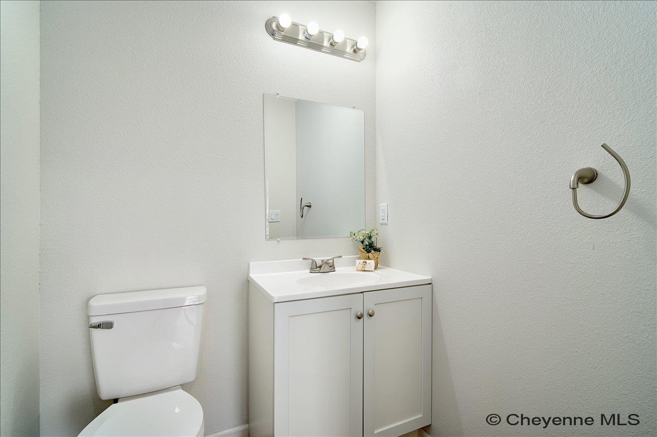 4705 Raleigh Drive Cheyenne, WY 82001 - Photo 12 of 36 Gallery Image 12