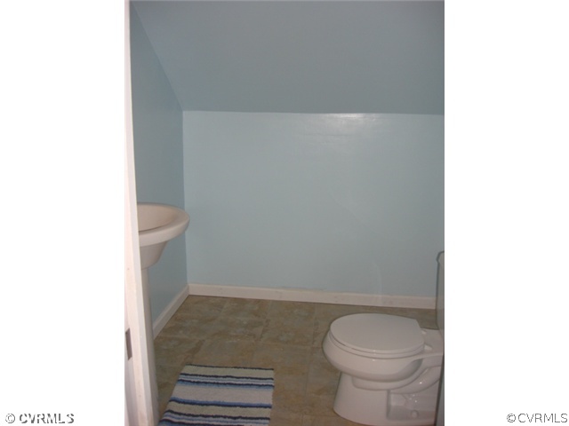 3594 Indian Neck Road St. Stephens Church, VA 23148 - Photo 14 of 16 Bathroom
