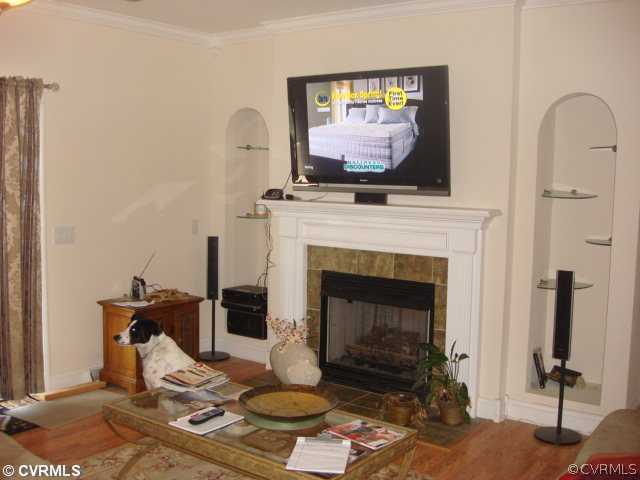 3594 Indian Neck Road St. Stephens Church, VA 23148 - Photo 6 of 16 Living Room