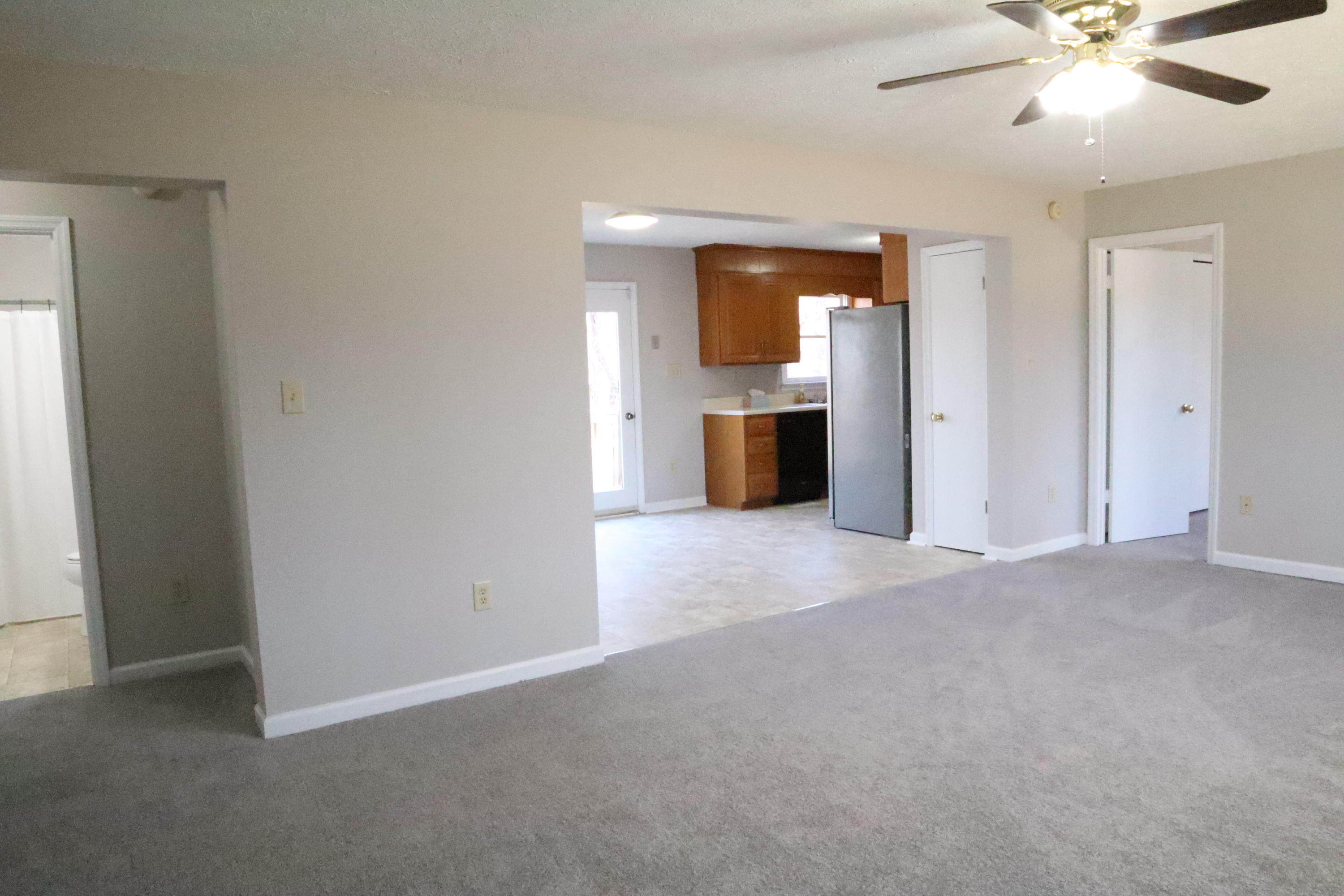 2664 Rutrough Road Southeast Roanoke, VA 24014 - Photo 5 of 19 an empty room with a bathroom and a sink