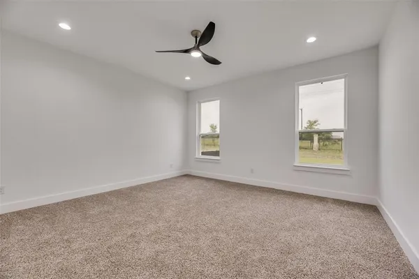 $2,550 | 1008 St Matthews Circle, Royse City, TX 75189