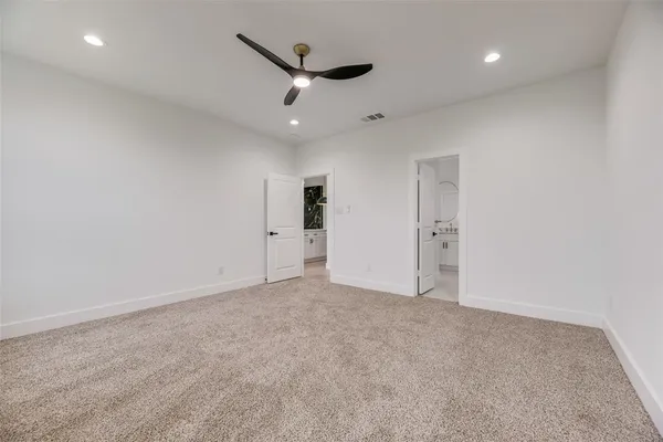 $2,550 | 1008 St Matthews Circle, Royse City, TX 75189