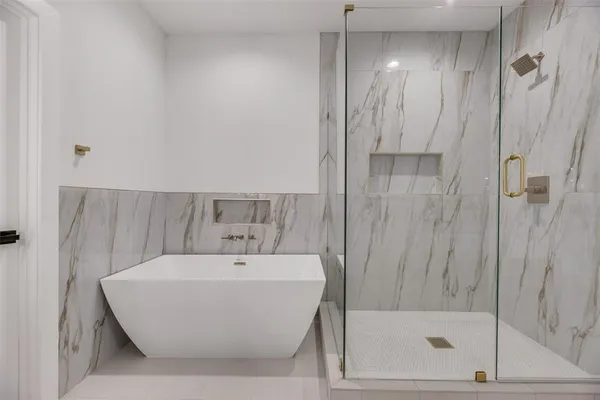 $2,550 | 1008 St Matthews Circle, Royse City, TX 75189