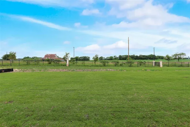 $2,550 | 1008 St Matthews Circle, Royse City, TX 75189