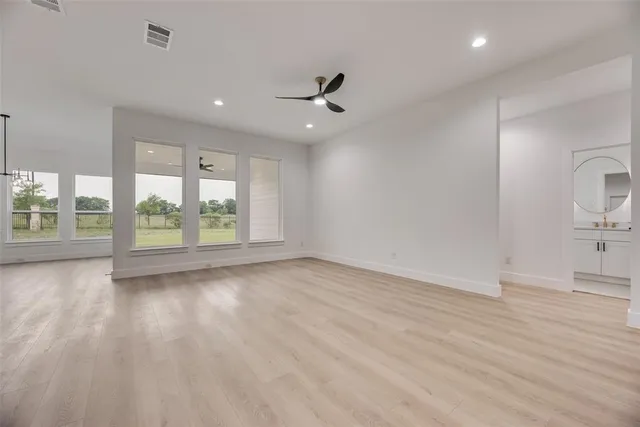 $2,550 | 1008 St Matthews Circle, Royse City, TX 75189