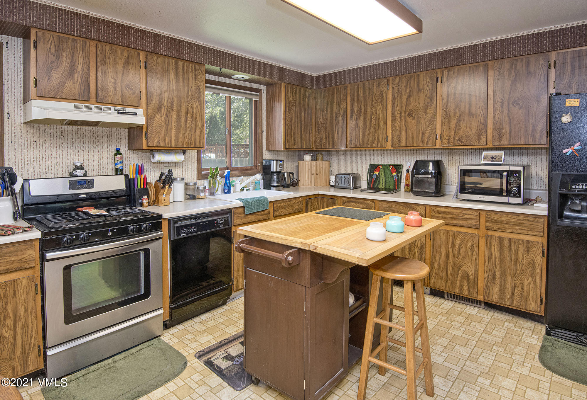 406 Porphyry Road Gypsum, CO 81637 - Photo 7 of 39 406-Porphyry-MLS_07