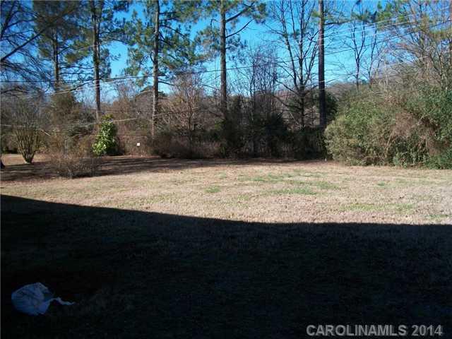 5311 Manning Road Charlotte, NC 28269 - Photo 2 of 8 Gallery Image 2