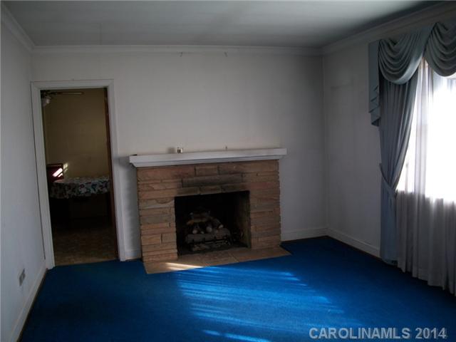 5311 Manning Road Charlotte, NC 28269 - Photo 4 of 8 Gallery Image 4