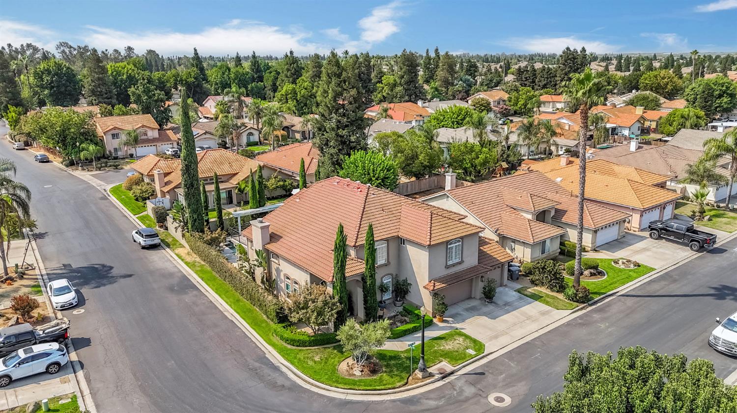 12 Breeze Way Madera, CA 93637 - Photo 50 of 56 an aerial view of a house with a yard