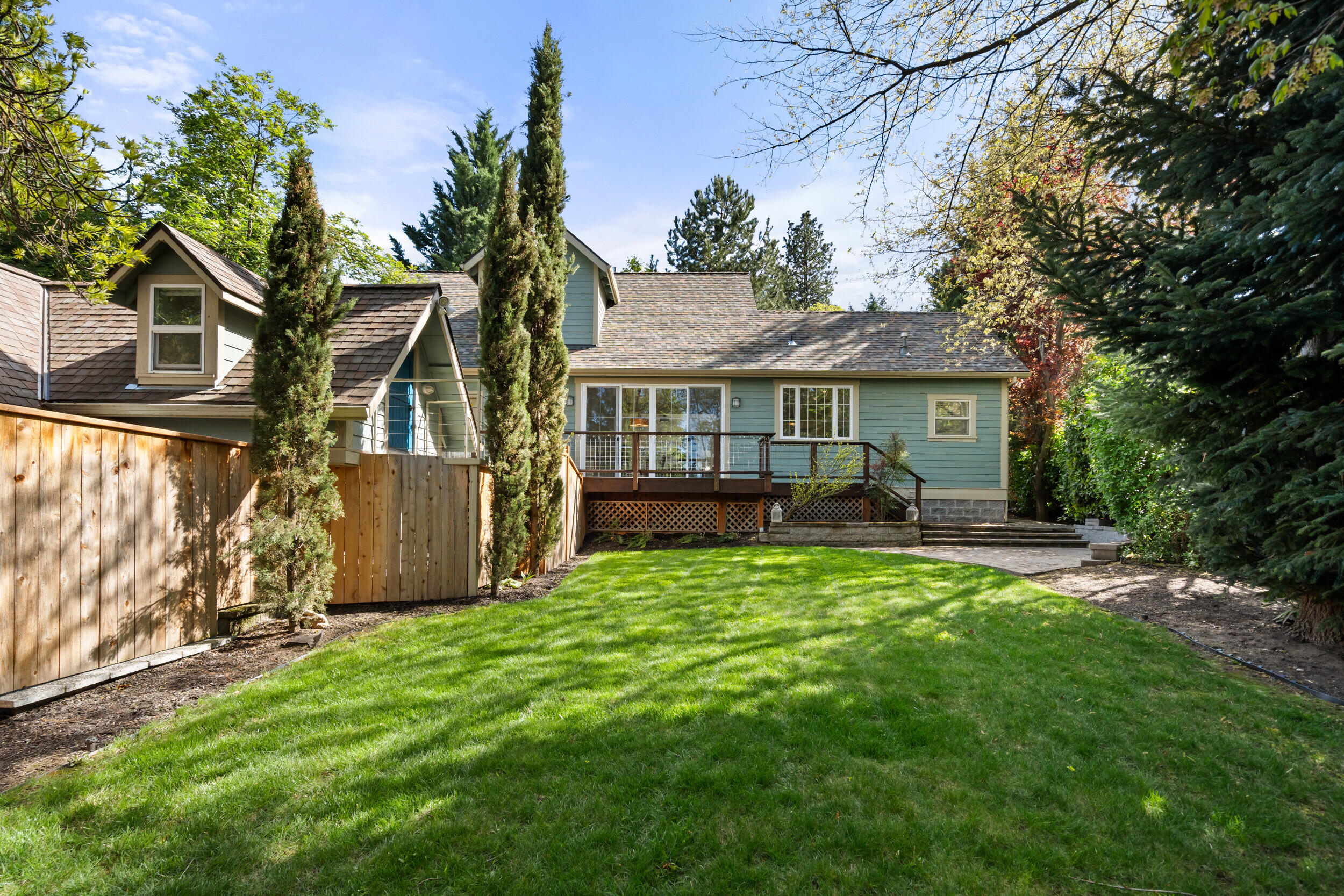 1625 Peachey Road Ashland, OR 97520 - Photo 13 of 47 48_1625-peachey-rd-12