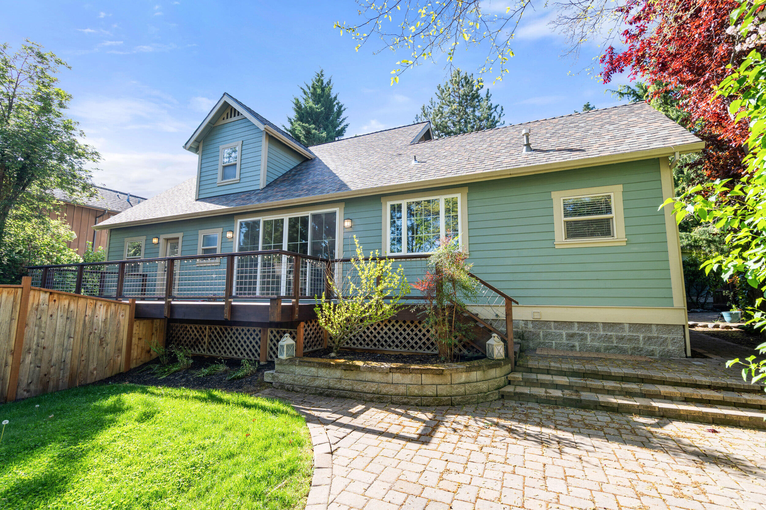 1625 Peachey Road Ashland, OR 97520 - Photo 4 of 47 22_1625-peachey-rd 2-11
