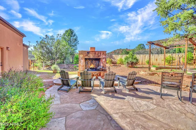 $1,699,800 | 2 Chrysona Lane, Sedona, AZ 86336