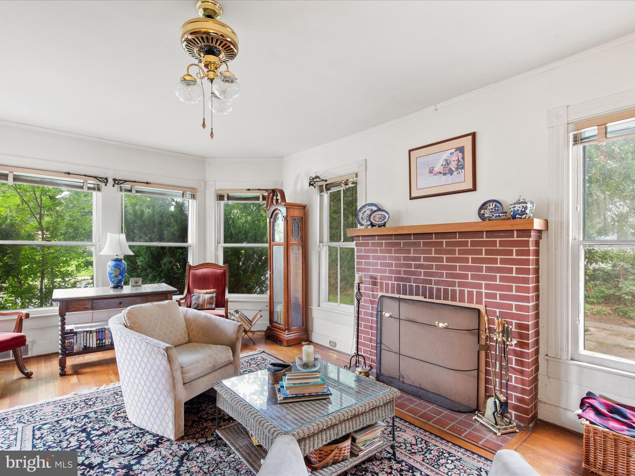 140 Delaware Avenue Laurel, DE 19956 - Photo 13 of 53 Family Room