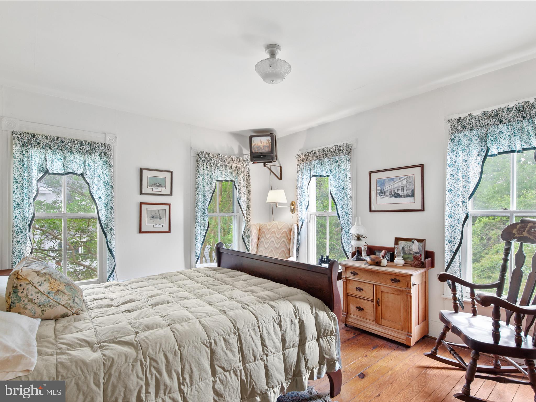 140 Delaware Avenue Laurel, DE 19956 - Photo 26 of 53 Primary Bedroom