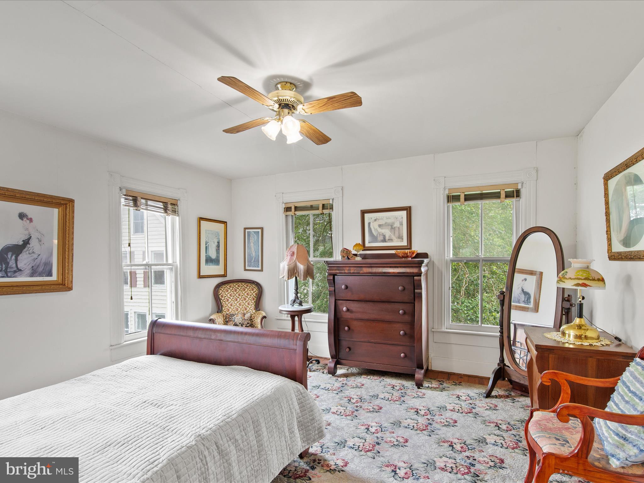 140 Delaware Avenue Laurel, DE 19956 - Photo 29 of 53 Second Bedroom