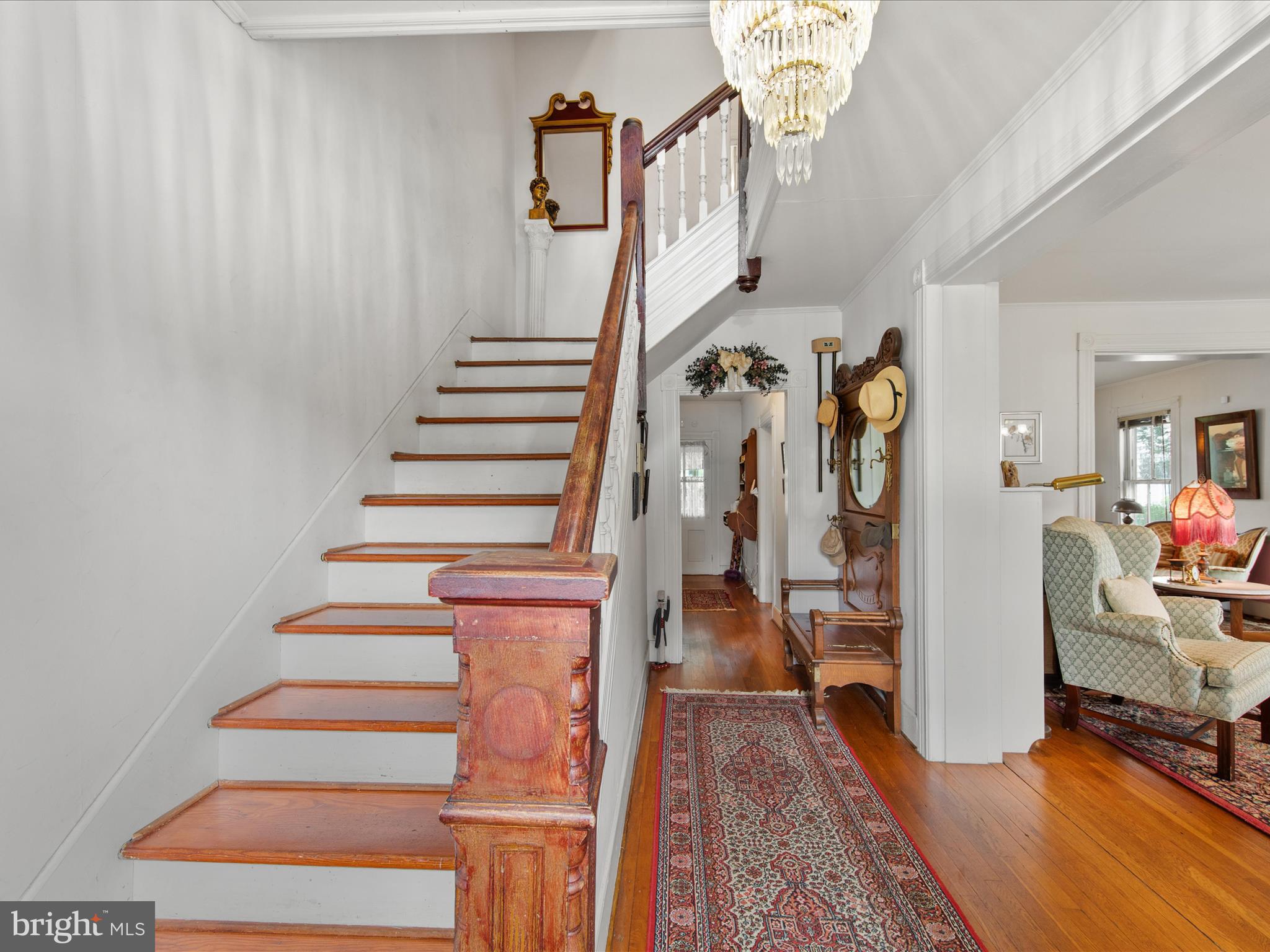 140 Delaware Avenue Laurel, DE 19956 - Photo 3 of 53 Foyer