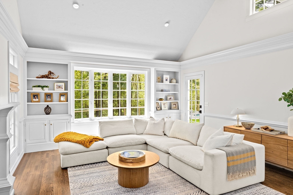 45 Popes Lane Hingham, MA 02043 - Photo 13 of 39