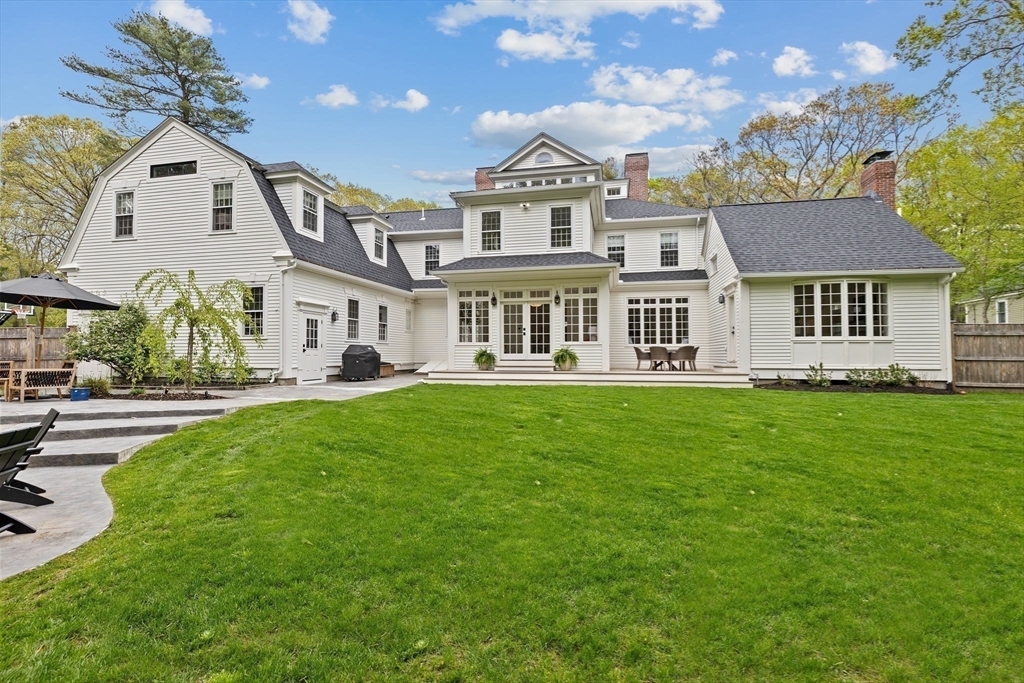 45 Popes Lane Hingham, MA 02043 - Photo 3 of 39