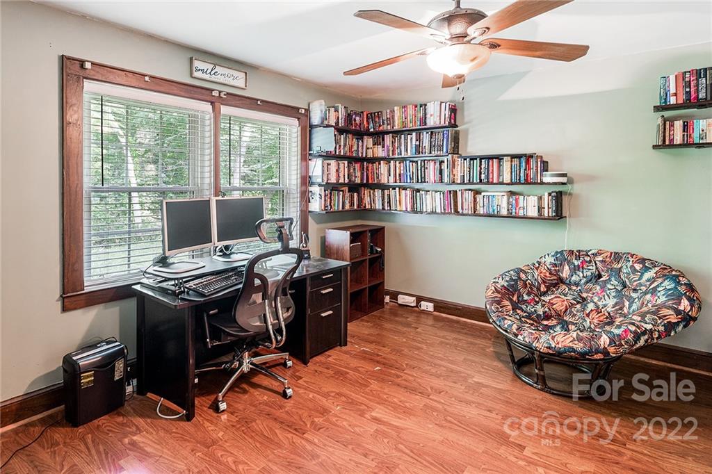 7301 Leesburg Road Charlotte, NC 28215 - Photo 11 of 31 Gallery Image 11