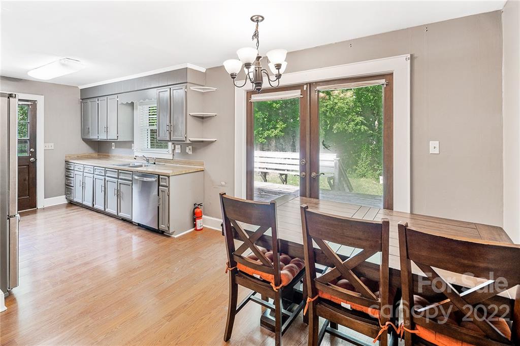 7301 Leesburg Road Charlotte, NC 28215 - Photo 15 of 31 Gallery Image 15