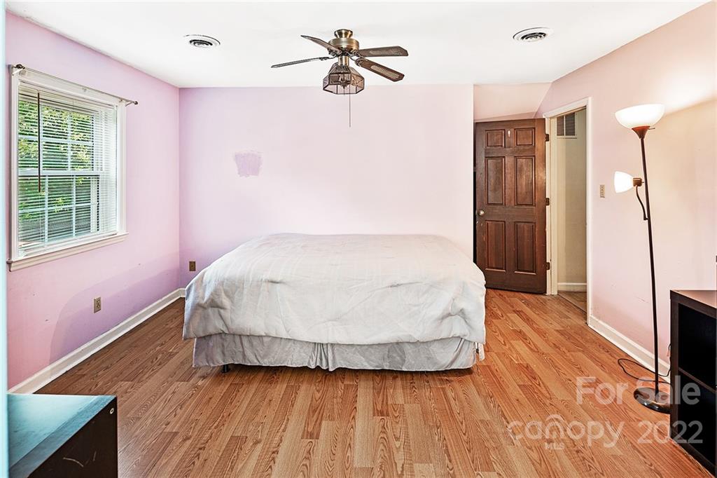 7301 Leesburg Road Charlotte, NC 28215 - Photo 20 of 31 Gallery Image 20