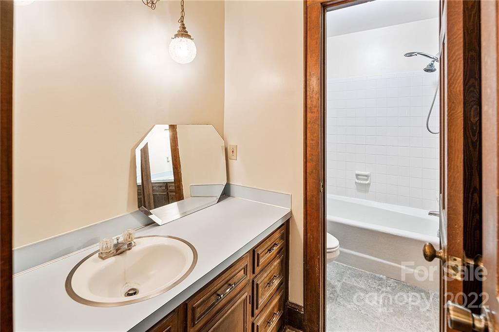 7301 Leesburg Road Charlotte, NC 28215 - Photo 25 of 31 Gallery Image 25