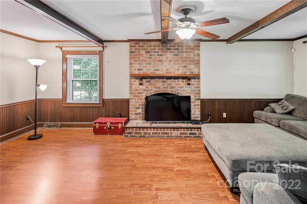7301 Leesburg Road Charlotte, NC 28215 - Photo 7 of 31 Gallery Image 7