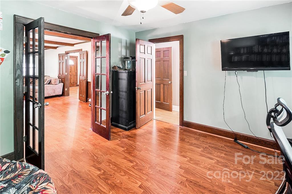 7301 Leesburg Road Charlotte, NC 28215 - Photo 9 of 31 Gallery Image 9