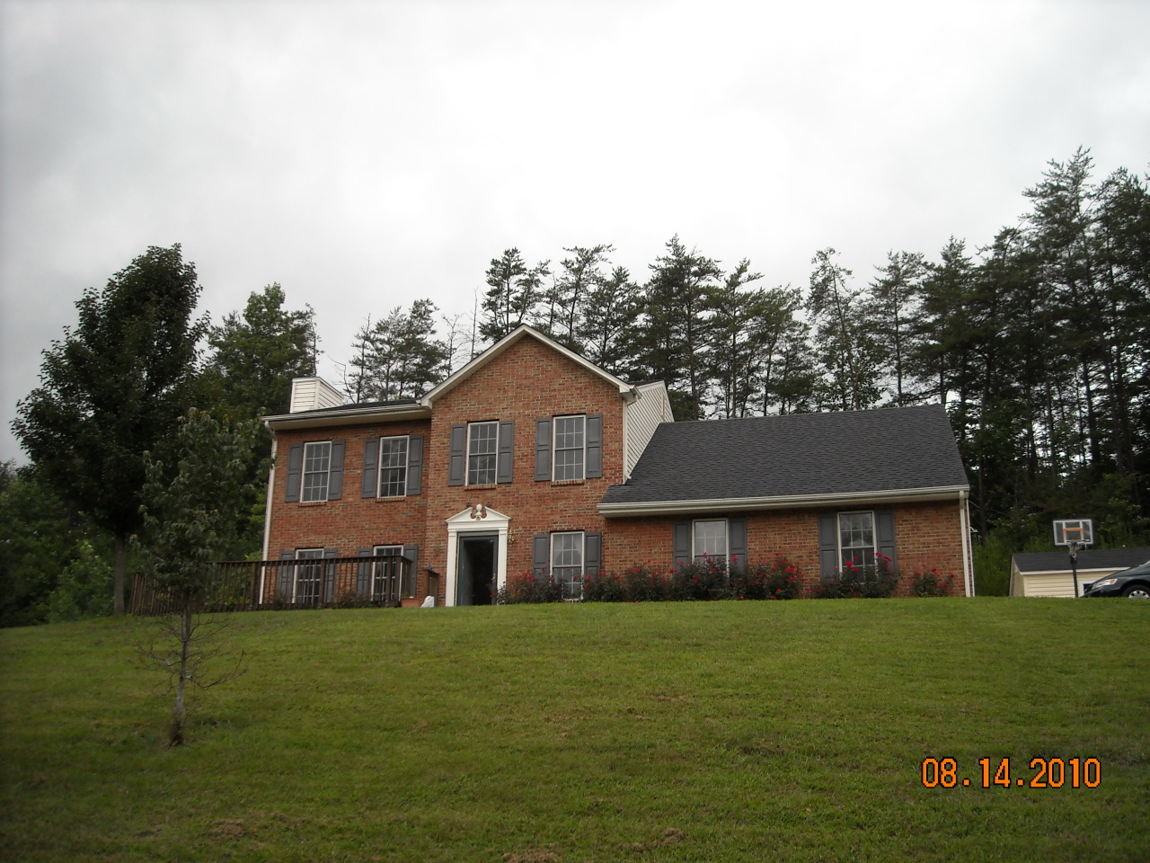 6659 Poage Valley Rd Extension Roanoke, VA 24018 - Photo 1 of 10 Front
