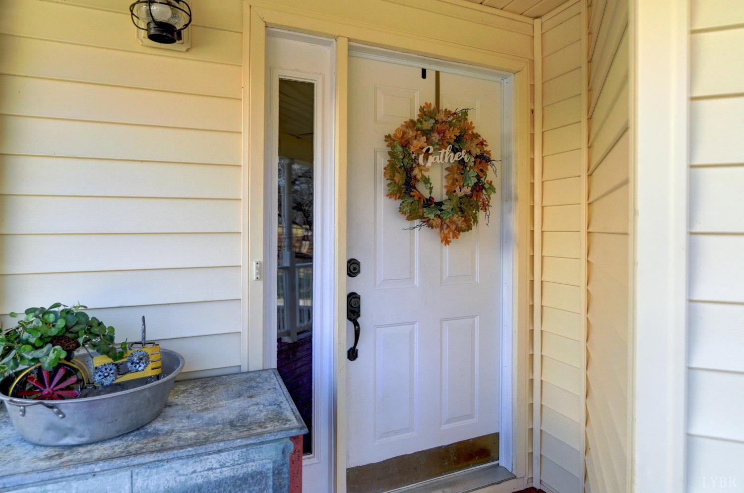 1008 Meadow Spring Road Bedford, VA 24523 - Photo 4 of 47 Gallery Image 4