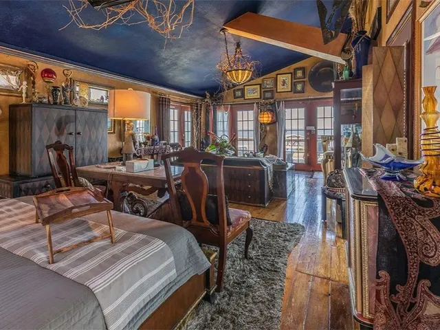 a living room filled with furniture