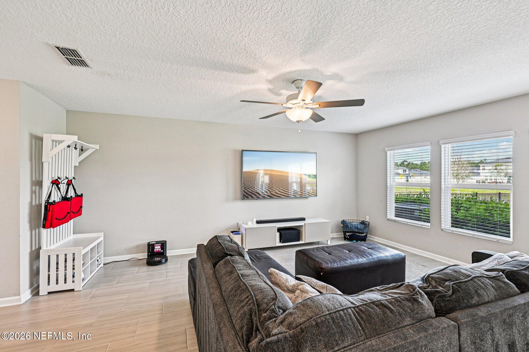 706 Meadow Ridge Drive St. Augustine, FL 32092 - Photo 16 of 67 Family room