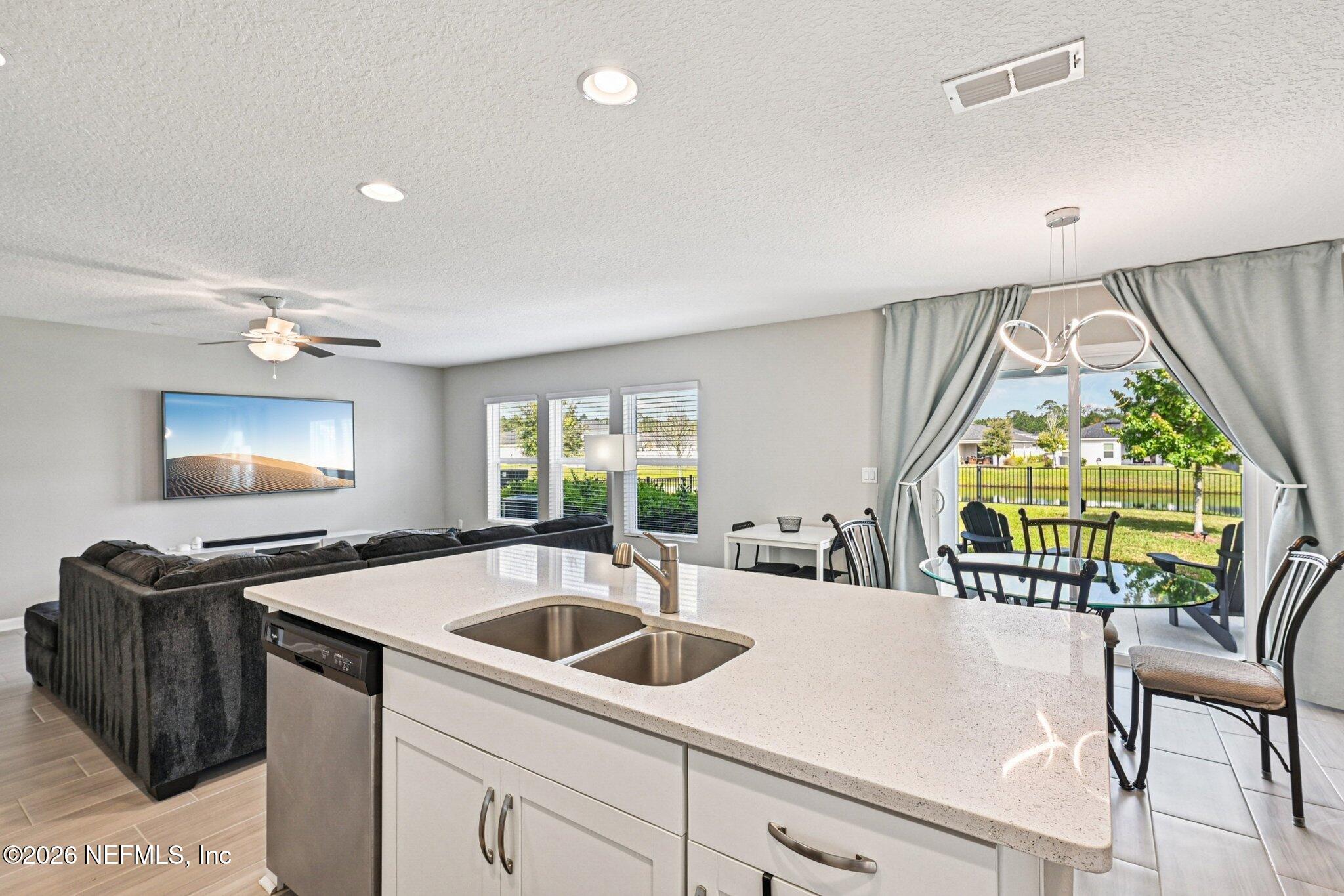 706 Meadow Ridge Drive St. Augustine, FL 32092 - Photo 23 of 67 Kitchen